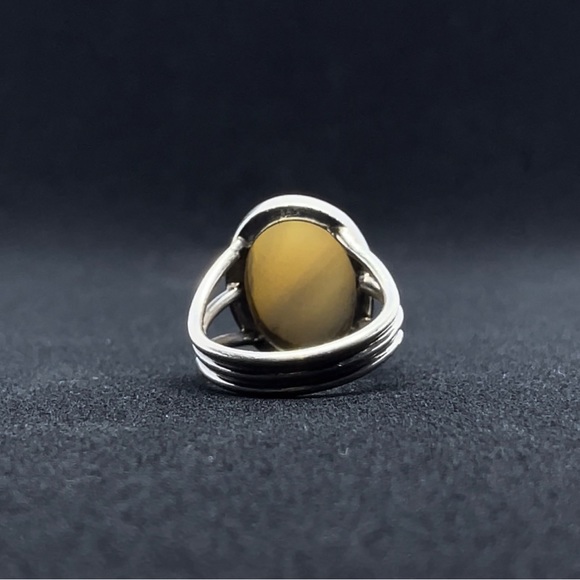 POLISHED CRYSTAL RING - Picture 5 of 5